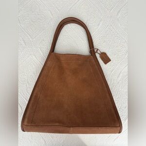 Elegant Brown Leather Shoulder Bag